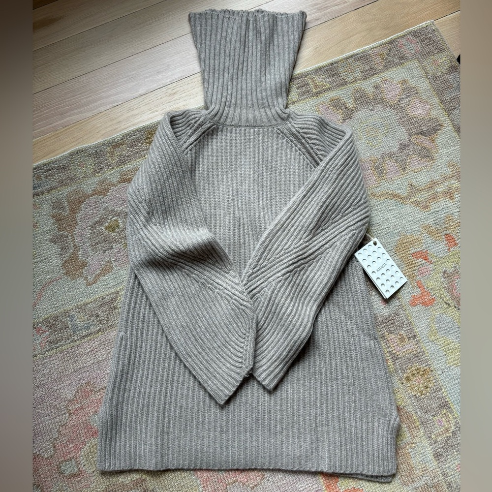 Khaite Nimbus Cashmere Sweater